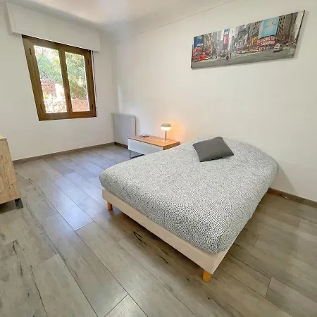 Panoramic View Swimming Pool Apartment *