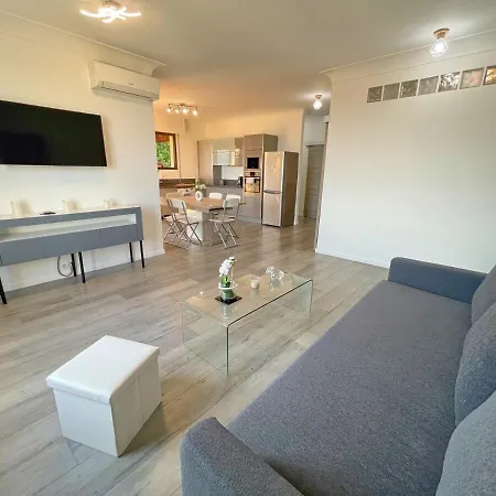 Panoramic View Swimming Pool Beausoleil